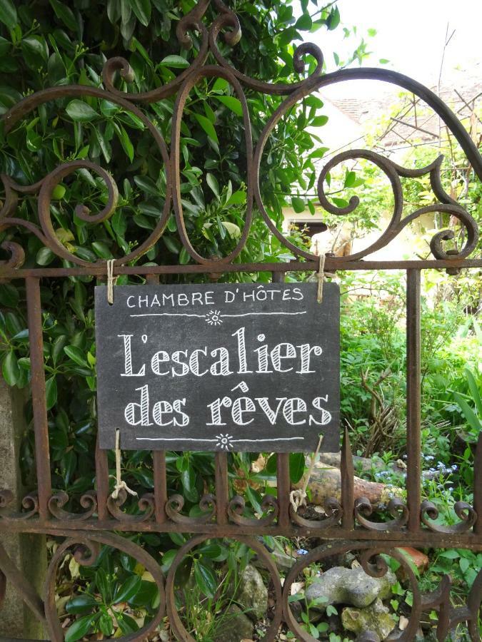 생-소뵈르-앙-퓌세 L'Escalier Des Reves B&B 외부 사진